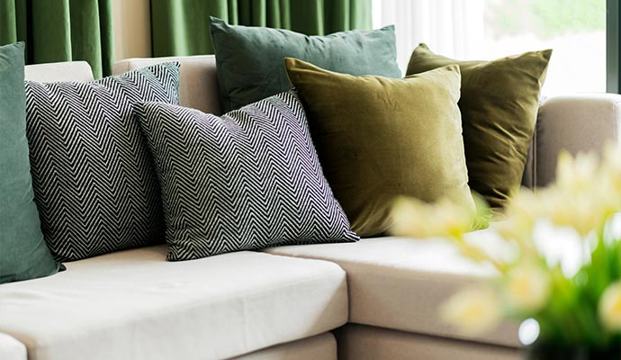A sectional sofa with seat cushions