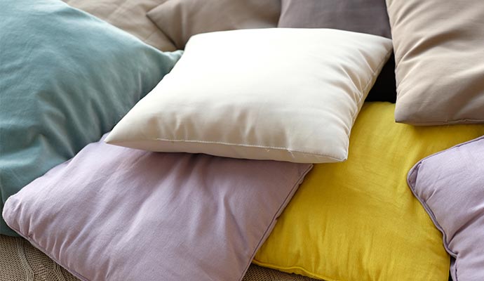 Loose pillows cleaning process